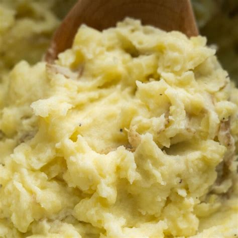 How does Yukon Gold Mashed Potatoes fit into your Daily Goals - calories, carbs, nutrition