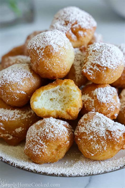 How does Zeppoles fit into your Daily Goals - calories, carbs, nutrition