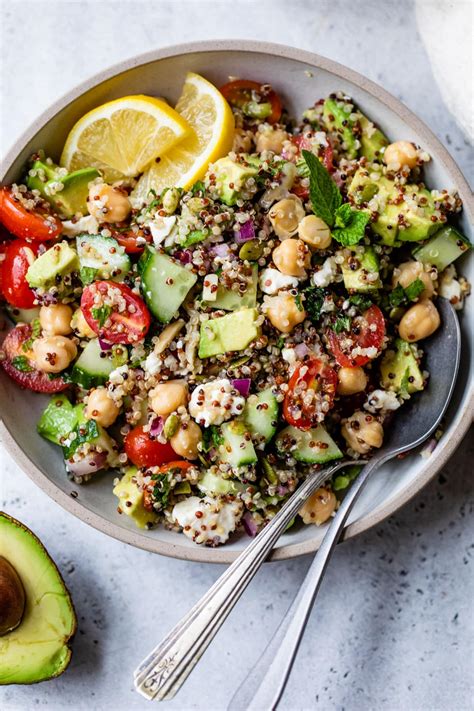 How does Zesty Quinoa Salad fit into your Daily Goals - calories, carbs, nutrition