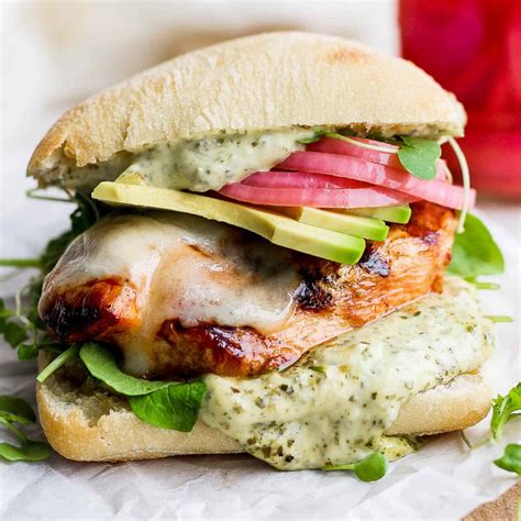 How does grilled chicken sandwich (18020.16) fit into your Daily Goals - calories, carbs, nutrition