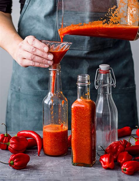 How long does it take to ferment hot sauce?