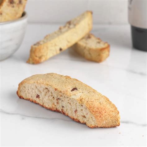 How many calories are in almond chip biscotti - calories, carbs, nutrition