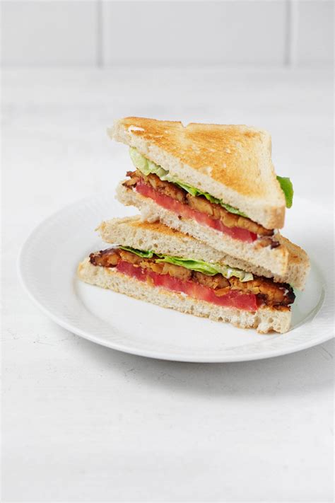 How many calories are in american blt - calories, carbs, nutrition