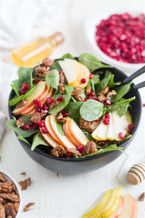 How many calories are in apple,pear and candied pecan salad - calories, carbs, nutrition