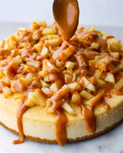 How many calories are in apple caramel cheesecake - calories, carbs, nutrition