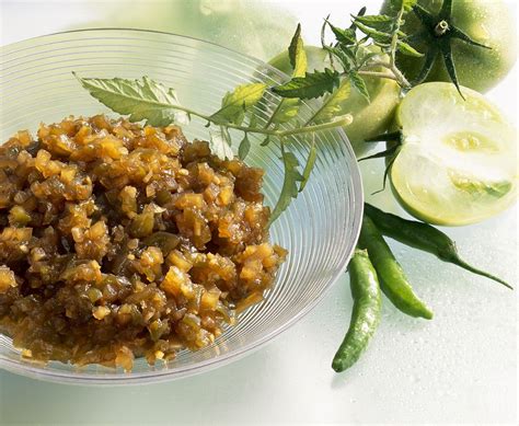 How many calories are in apple chutney - calories, carbs, nutrition