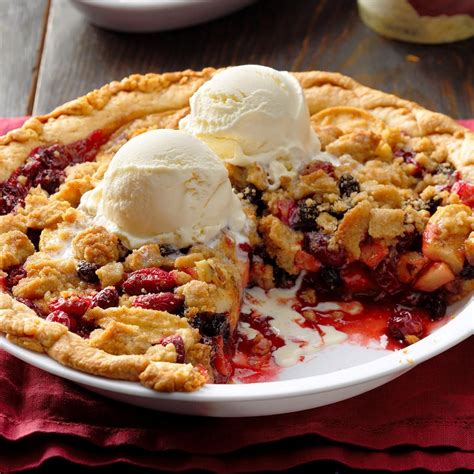 How many calories are in apple cranberry pie - calories, carbs, nutrition