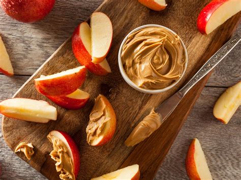 How many calories are in apple peanut butter - calories, carbs, nutrition