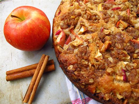 How many calories are in apple streusel coffee cake - calories, carbs, nutrition