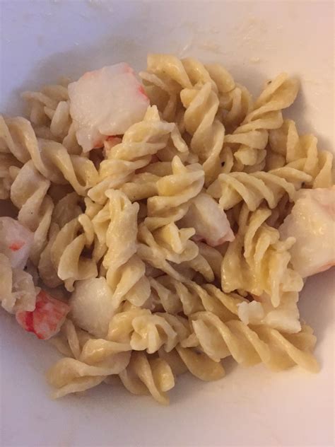 How many calories are in artichoke and crab alfredo pasta - calories, carbs, nutrition