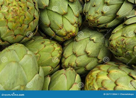 How many calories are in artichokes, fresh - calories, carbs, nutrition