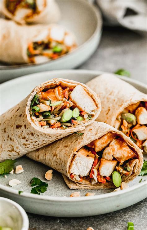 How many calories are in asian chicken wrap - calories, carbs, nutrition