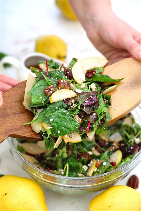 How many calories are in autumn eats pear salad - calories, carbs, nutrition