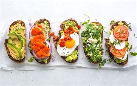 How many calories are in avocado toast - calories, carbs, nutrition