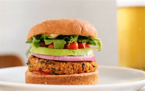 How many calories are in aztec veggie burger - calories, carbs, nutrition