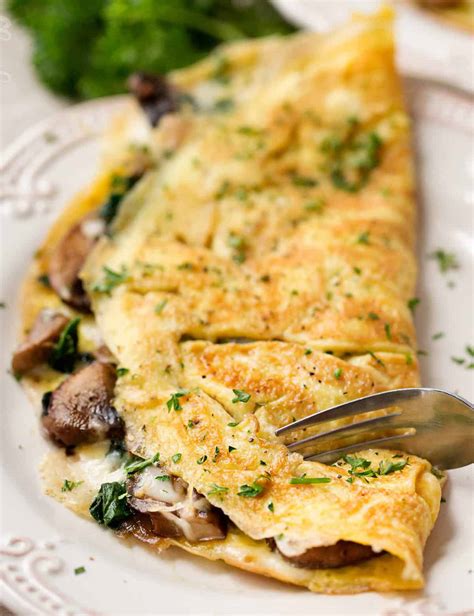 How many calories are in bacon, mushroom, spinach and swiss omelet - calories, carbs, nutrition