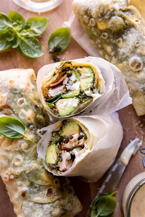 How many calories are in bacon and avocado salad wrap - calories, carbs, nutrition