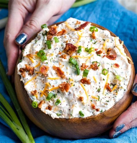 How many calories are in bacon cheese dip - calories, carbs, nutrition