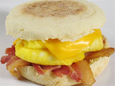 How many calories are in bacon egg cheese english muffin (8381.15) - calories, carbs, nutrition