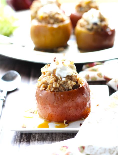 How many calories are in baked apples with oatmeal filling - calories, carbs, nutrition