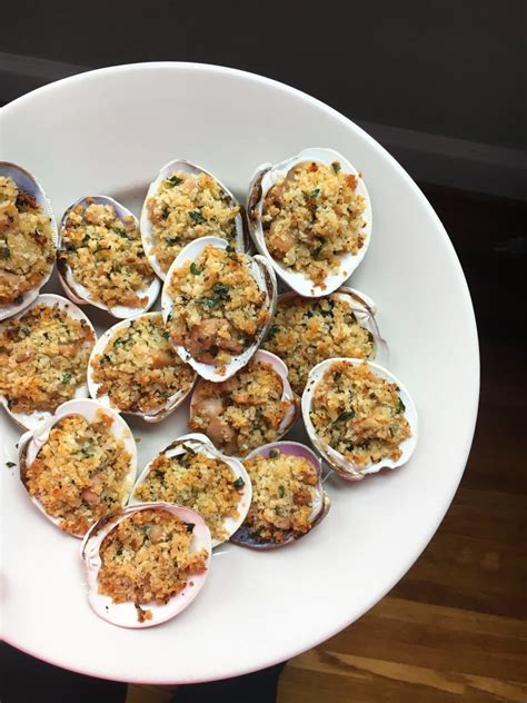 How many calories are in baked clams - calories, carbs, nutrition