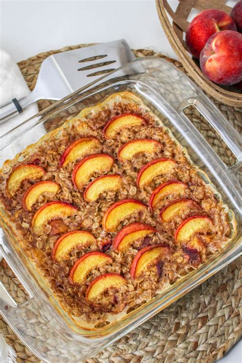 How many calories are in baked peach oatmeal - calories, carbs, nutrition