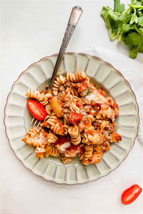 How many calories are in baked rotini - calories, carbs, nutrition