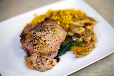 How many calories are in baked stuff pork chop - calories, carbs, nutrition