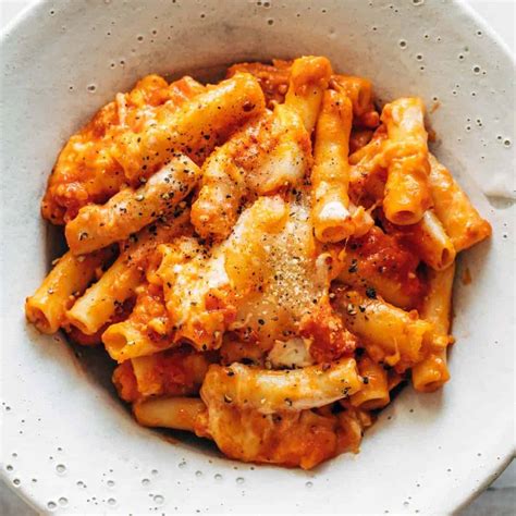 How many calories are in baked ziti with marinara sauce (4813.6) - calories, carbs, nutrition
