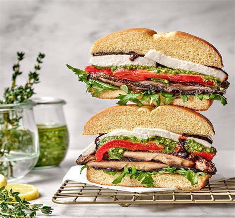 How many calories are in balsamic vegetable stack sandwich - calories, carbs, nutrition