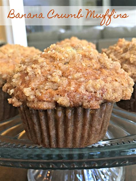 How many calories are in banana crumb muffins - calories, carbs, nutrition