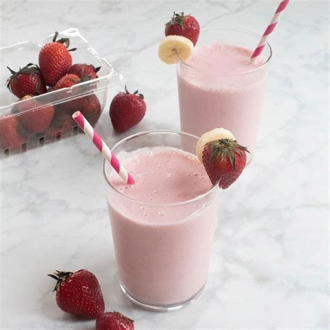 How many calories are in banana strawberry frozen yogurt smoothie - calories, carbs, nutrition