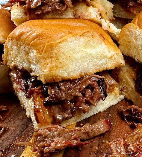 How many calories are in bbq beef slider - calories, carbs, nutrition