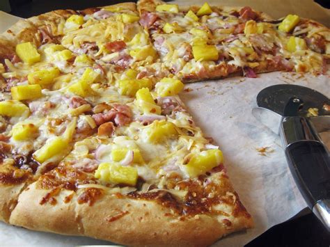 How many calories are in bbq ham and pineapple pizza - calories, carbs, nutrition