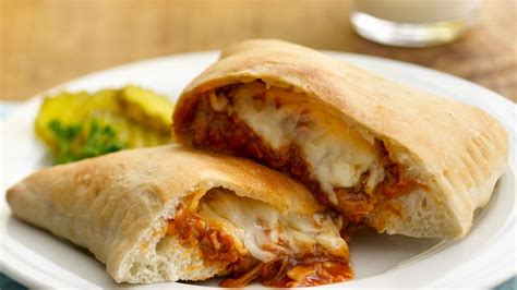 How many calories are in bbq mini calzone - calories, carbs, nutrition