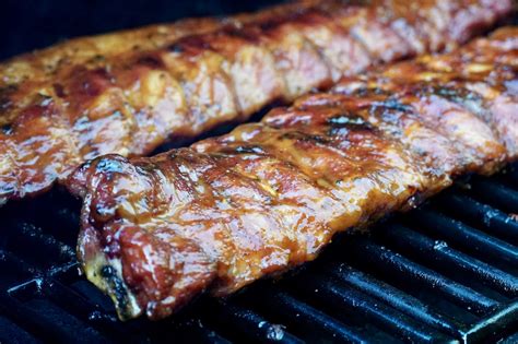 How many calories are in bbq pork ribs with sauce - calories, carbs, nutrition