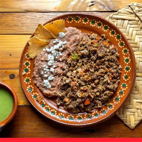 How many calories are in beef machaca tostadas - calories, carbs, nutrition