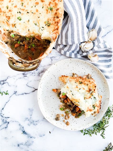 How many calories are in beef mushroom shepherds pie fp slc=4x6 - calories, carbs, nutrition