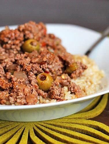 How many calories are in beef picadillo (41671.0) - calories, carbs, nutrition