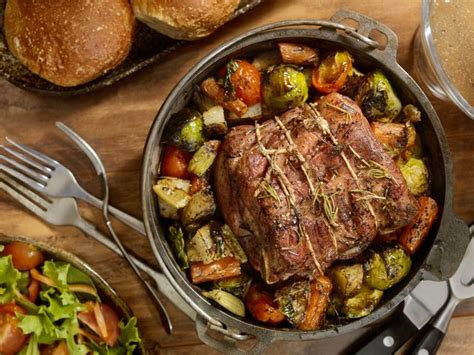 How many calories are in beef pot roast - calories, carbs, nutrition