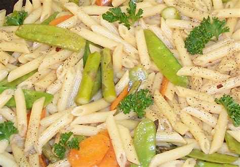 How many calories are in beef stir fry with penne pasta small - calories, carbs, nutrition