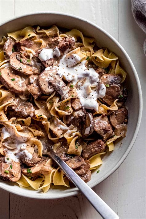 How many calories are in beef stroganoff with vegetables small - calories, carbs, nutrition