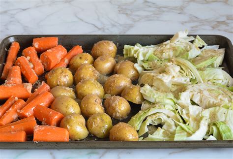 How many calories are in beef sw potato cabbage carrots (80247.0) - calories, carbs, nutrition