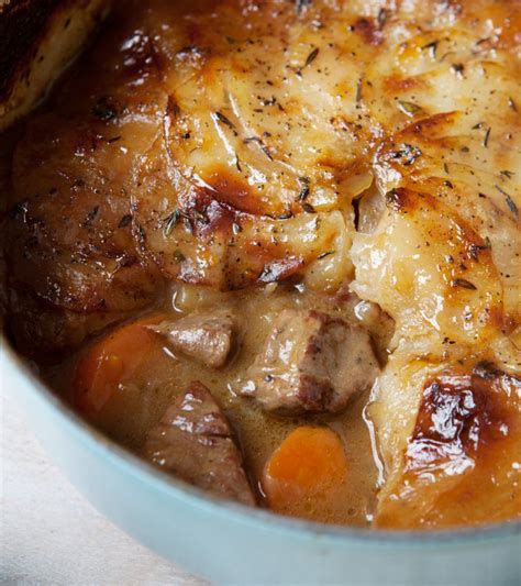 How many calories are in best of british lamb hot pot - calories, carbs, nutrition