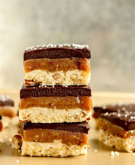 How many calories are in billionaire's shortbread - calories, carbs, nutrition