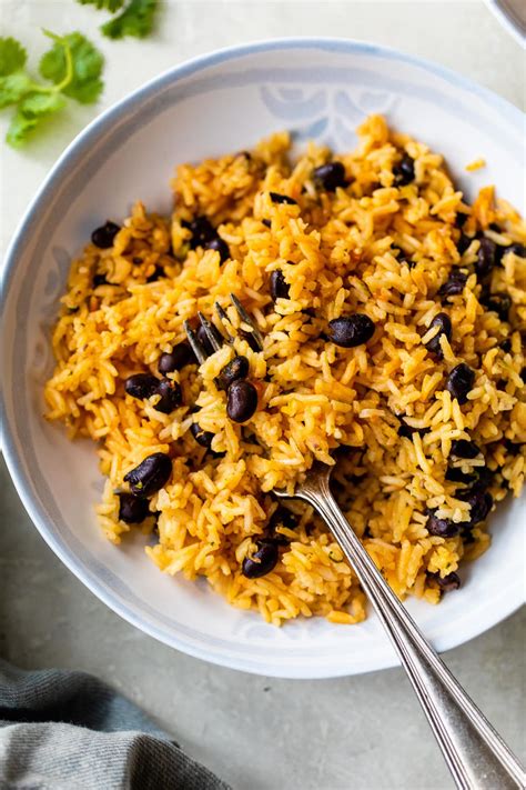 How many calories are in black beans and rice - calories, carbs, nutrition