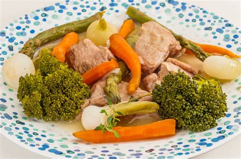 How many calories are in blanquette de veau - calories, carbs, nutrition