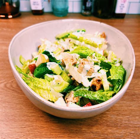 How many calories are in bleu cheese waldorf salad - calories, carbs, nutrition