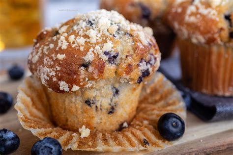 How many calories are in blueberry muffin - low fat - calories, carbs, nutrition