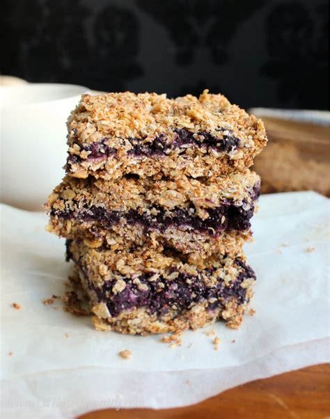 How many calories are in blueberry oat bar - calories, carbs, nutrition